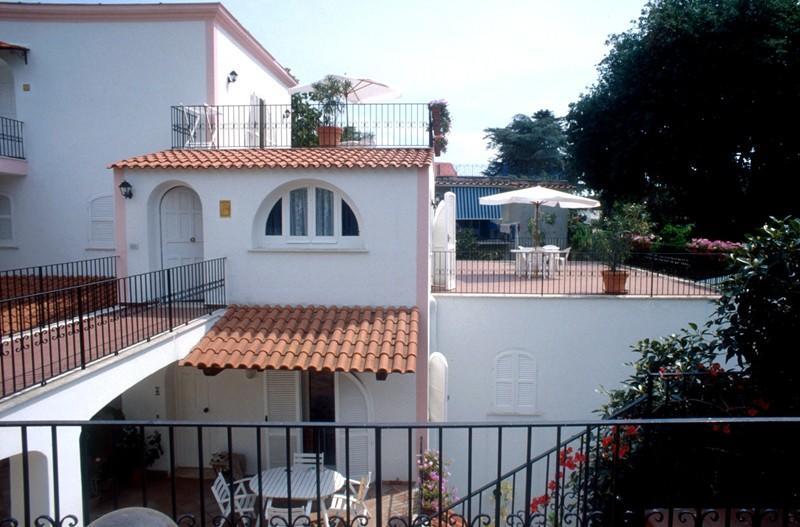 Residence Aegidius イスキア島 エクステリア 写真